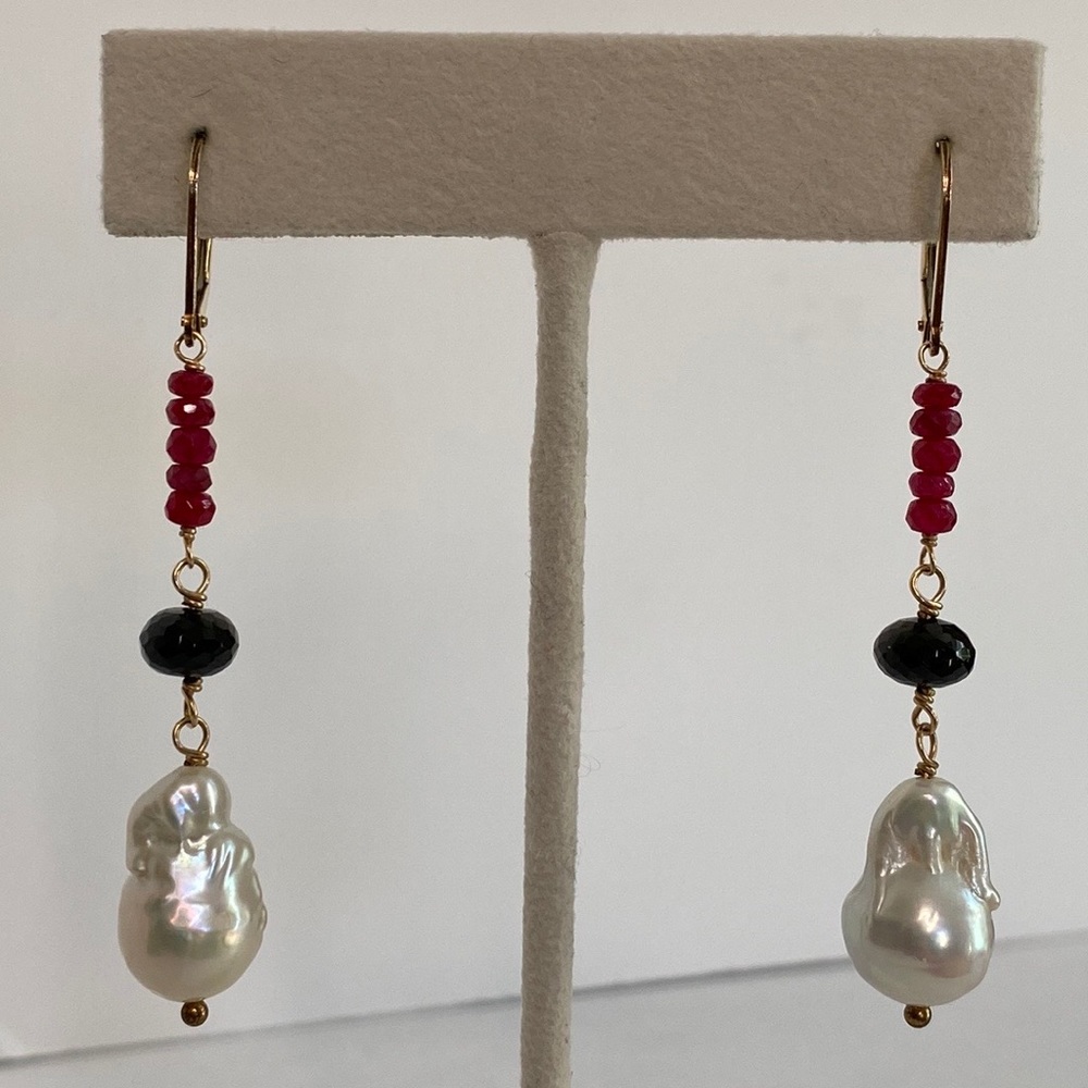 Shondra Leigh Delicate Garnet, Onyx, Baroque Pearl,Gold Plate Earrings